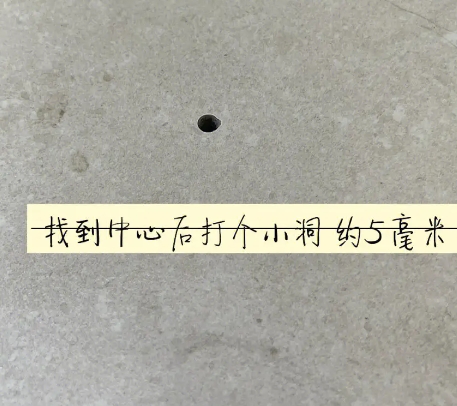 庐山瓷砖空鼓维修公司专业解答在瓷砖铺贴过程中，如果砂料搅拌不均匀，将会带来以下问题